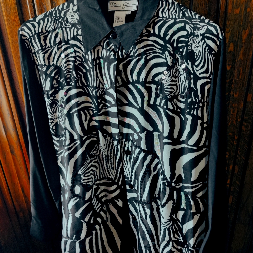 Diane Gilman! 100% silk!zebra blouse!